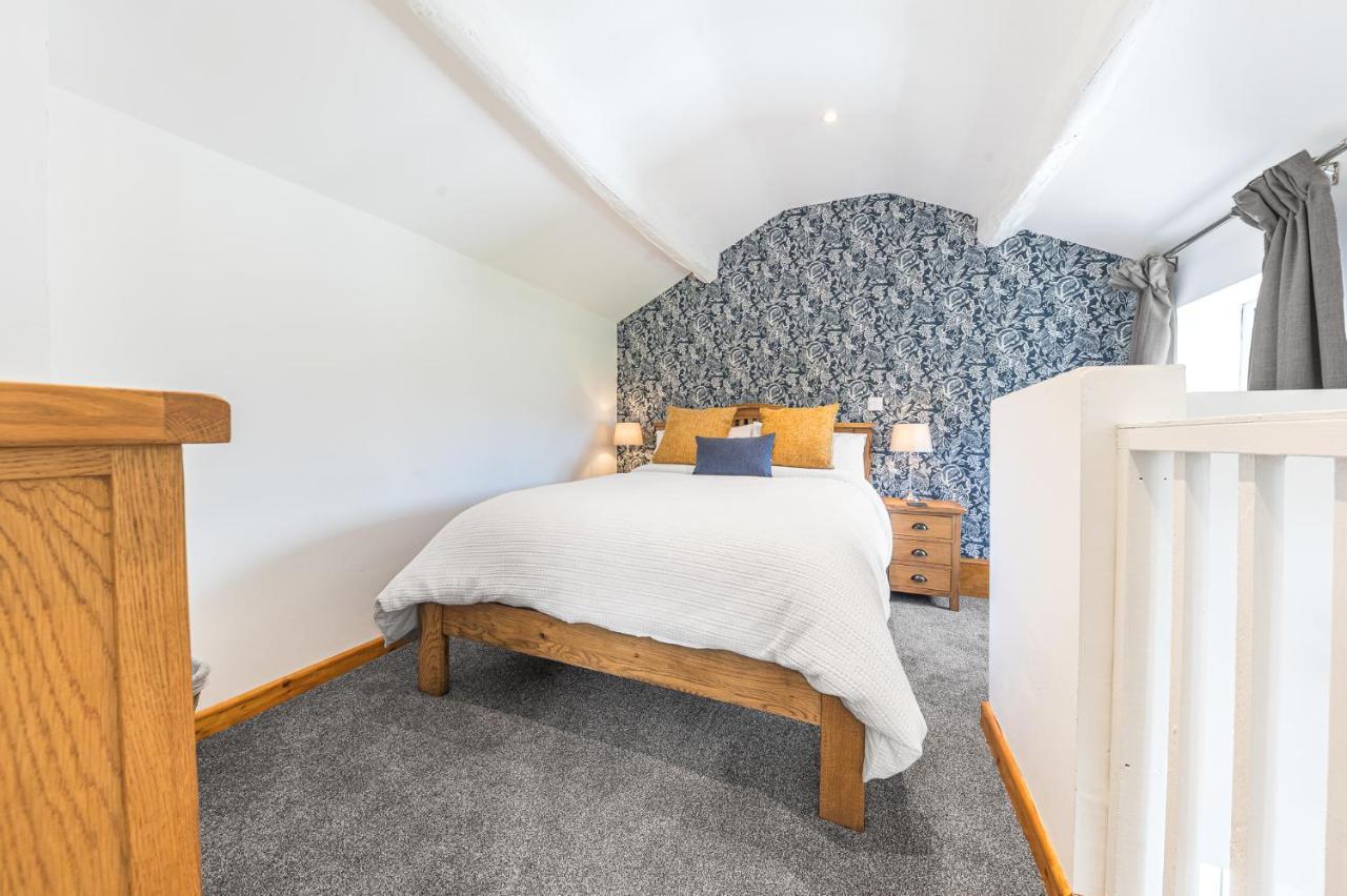 The Black Dog Apartment Dalton in Furness Buitenkant foto
