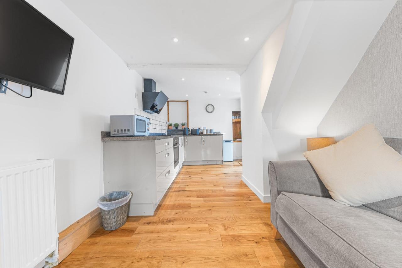 The Black Dog Apartment Dalton in Furness Buitenkant foto
